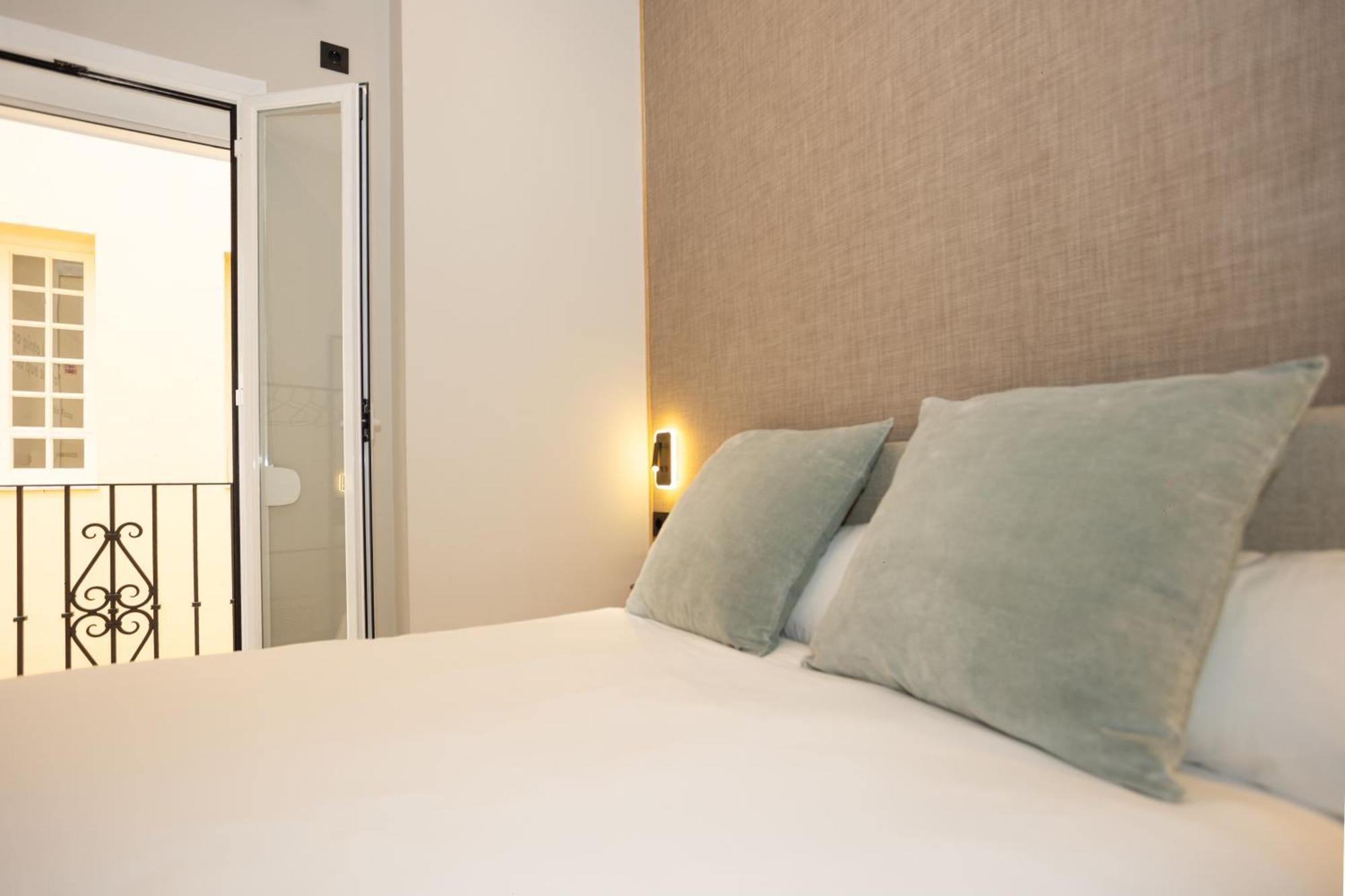 Chinitas Urban Rooms มาลากา ภายนอก รูปภาพ